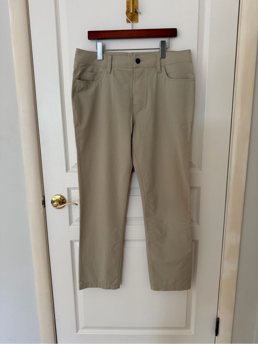 James Perse Men’s 5-Pocket Performance Cotton Pants – Size 34 – Beige